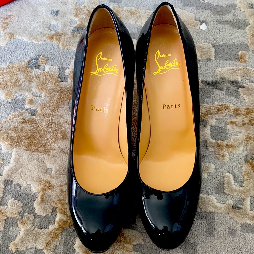 Christian Louboutin heels size 381/2